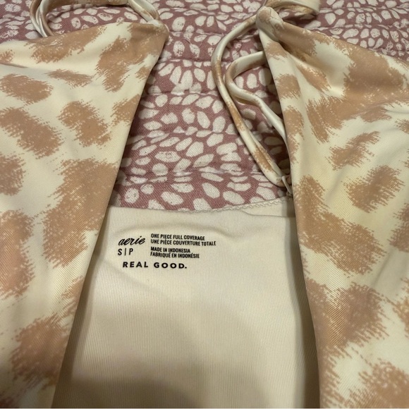 Aerie Tan and Cream One Piece Swimsuit - Picture 3 of 7